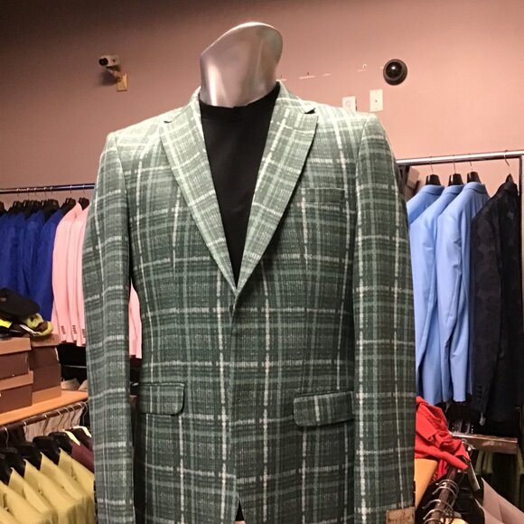 AFFORDABLE BLAZERS - Picture 3 of 7